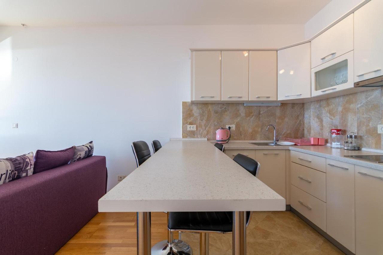 Apartment H704 ブドヴァ エクステリア 写真