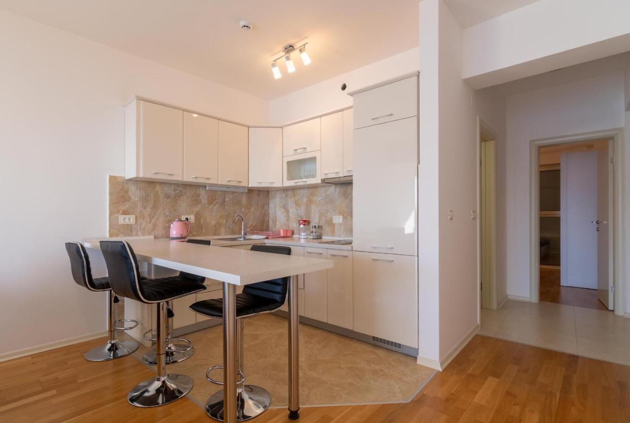 Apartment H704 ブドヴァ エクステリア 写真
